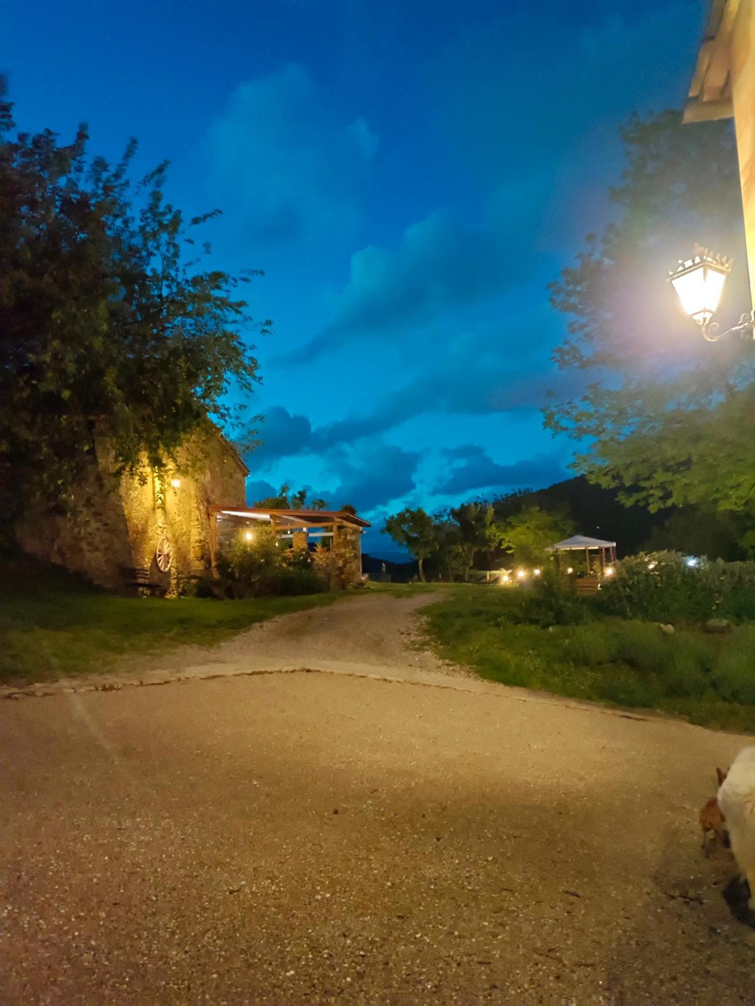 Locanda Di Alberi Borgo San Lorenzo Exterior foto
