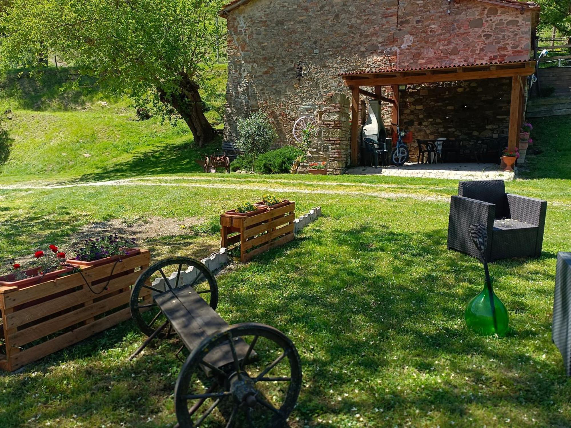 Locanda Di Alberi Borgo San Lorenzo Exterior foto